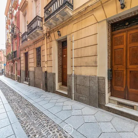 The Petite Escape كالياري